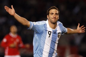 开云体育APP下载-中国足球职业联赛发布俱乐部文化评估指数，中国足球产业与文化发展报告