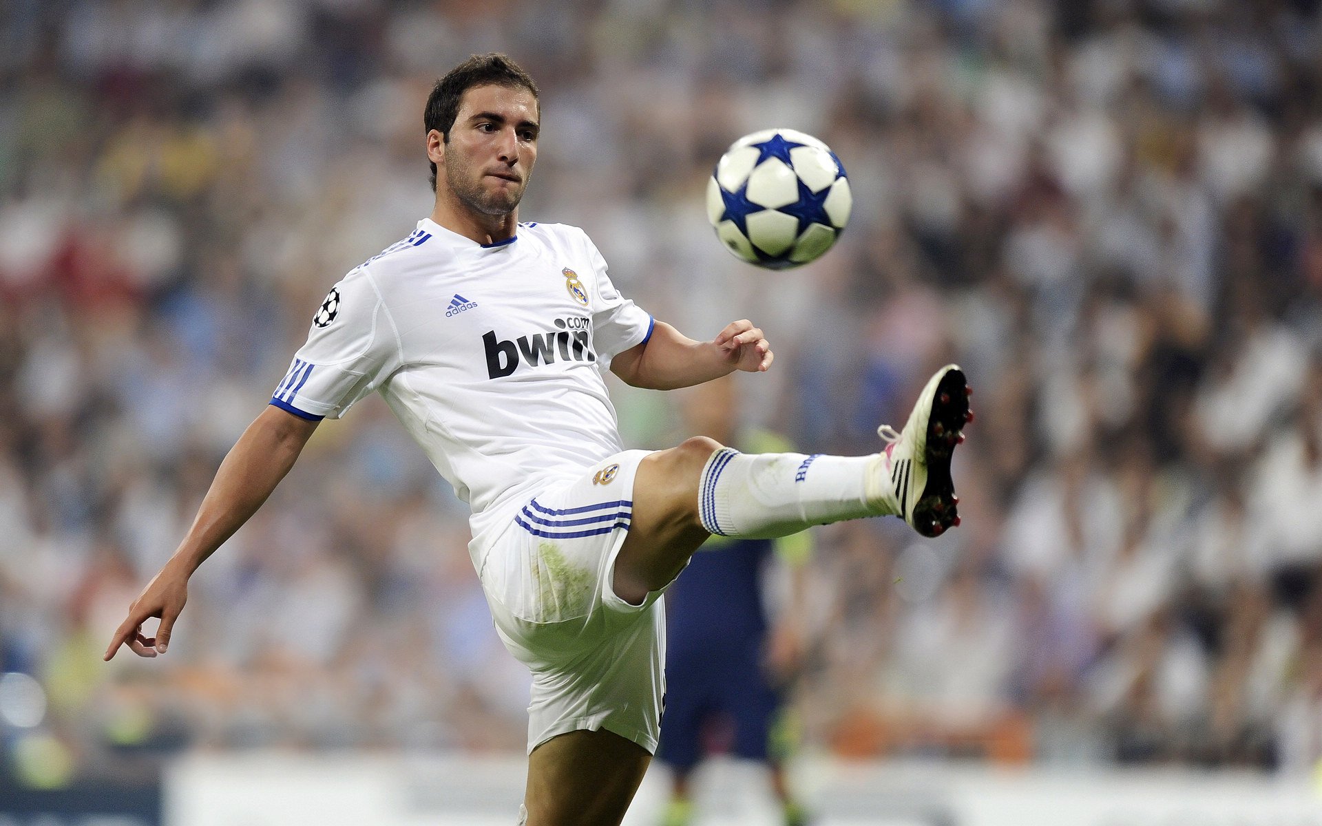 法甲年轻新星:未来足球领袖!,法甲现役十大球星